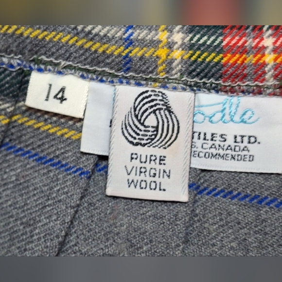 Vintage Bonda Textiles Nova Scotia Wool Tartan Pleated Skirt Sz 14 Fabric Button - Picture 4 of 10